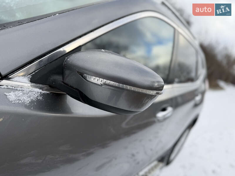 Позашляховик / Кросовер Nissan Rogue 2014 в Володимирі