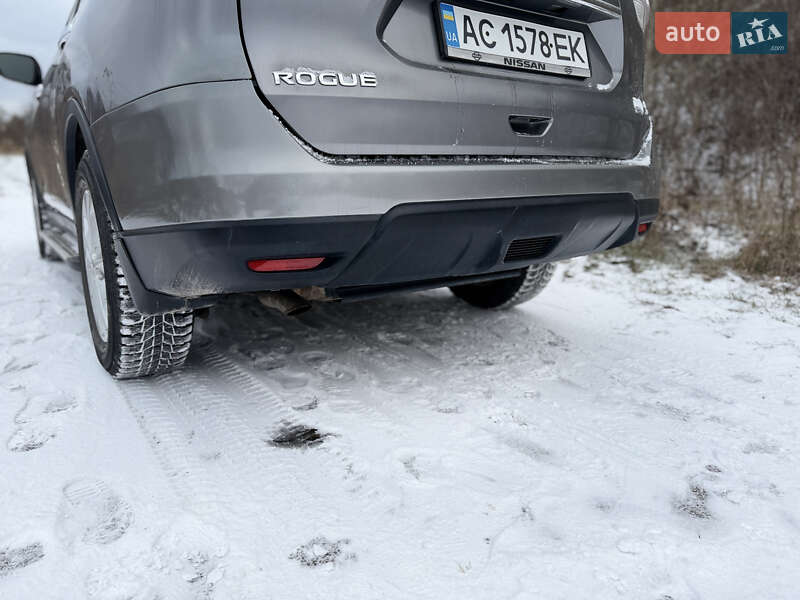 Позашляховик / Кросовер Nissan Rogue 2014 в Володимирі