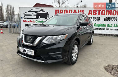 Внедорожник / Кроссовер Nissan Rogue 2017 в Черкассах