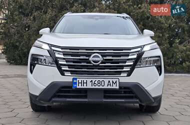 Позашляховик / Кросовер Nissan Rogue 2023 в Одесі