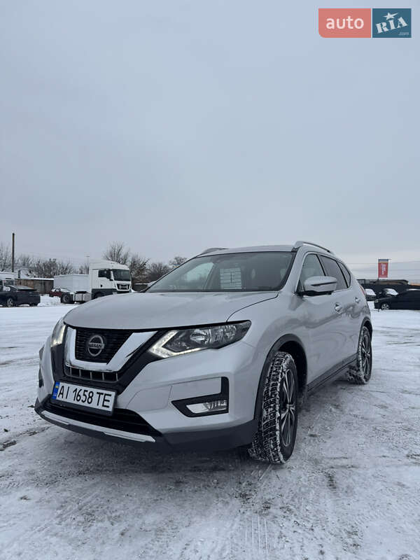 Nissan Rogue 2019