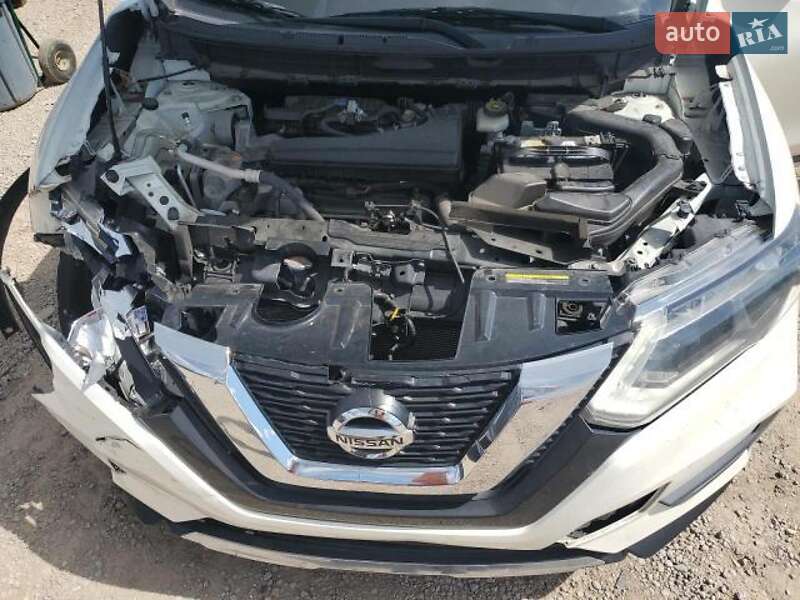 Позашляховик / Кросовер Nissan Rogue 2016 в Львові