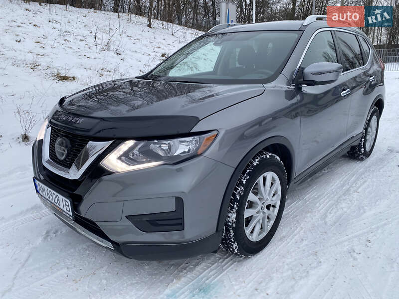 Внедорожник / Кроссовер Nissan Rogue 2019 в Житомире