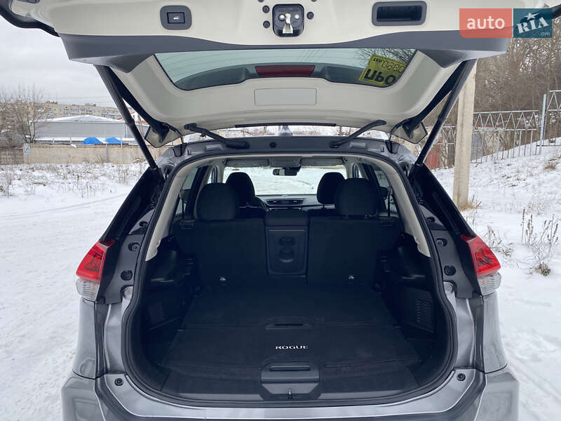 Внедорожник / Кроссовер Nissan Rogue 2019 в Житомире