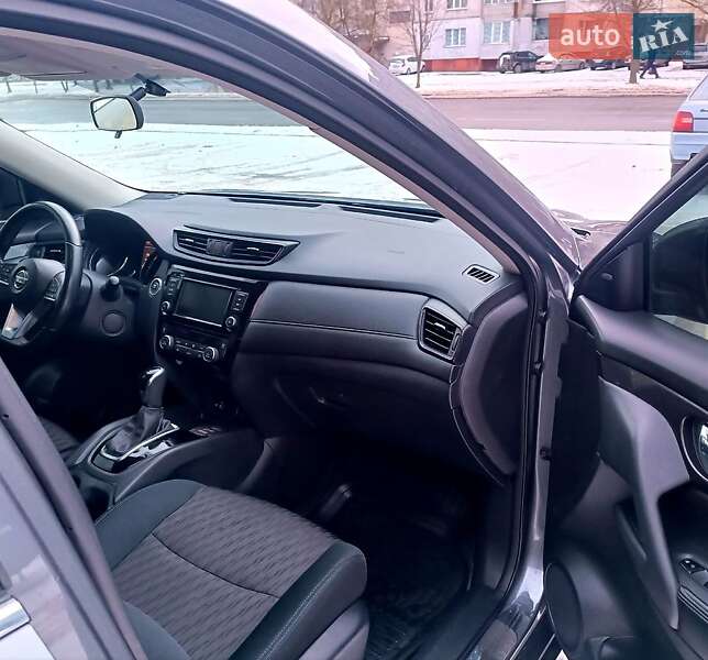 Позашляховик / Кросовер Nissan Rogue 2018 в Хмельницькому