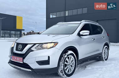 Внедорожник / Кроссовер Nissan Rogue 2019 в Львове