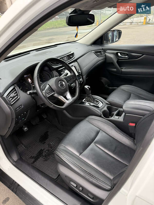 Позашляховик / Кросовер Nissan Rogue 2017 в Одесі