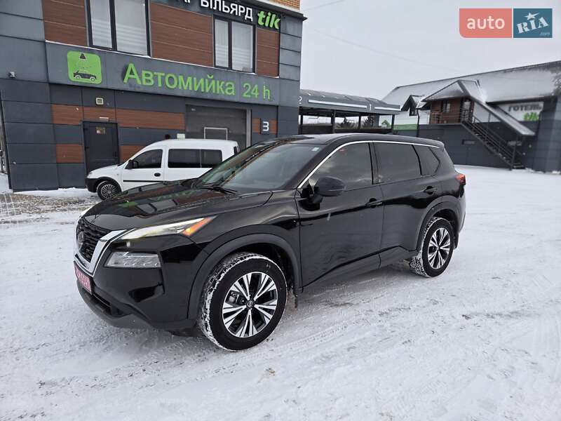 Внедорожник / Кроссовер Nissan Rogue 2021 в Тернополе