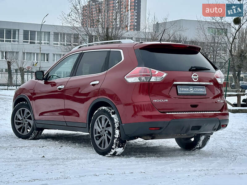 Позашляховик / Кросовер Nissan Rogue 2016 в Києві