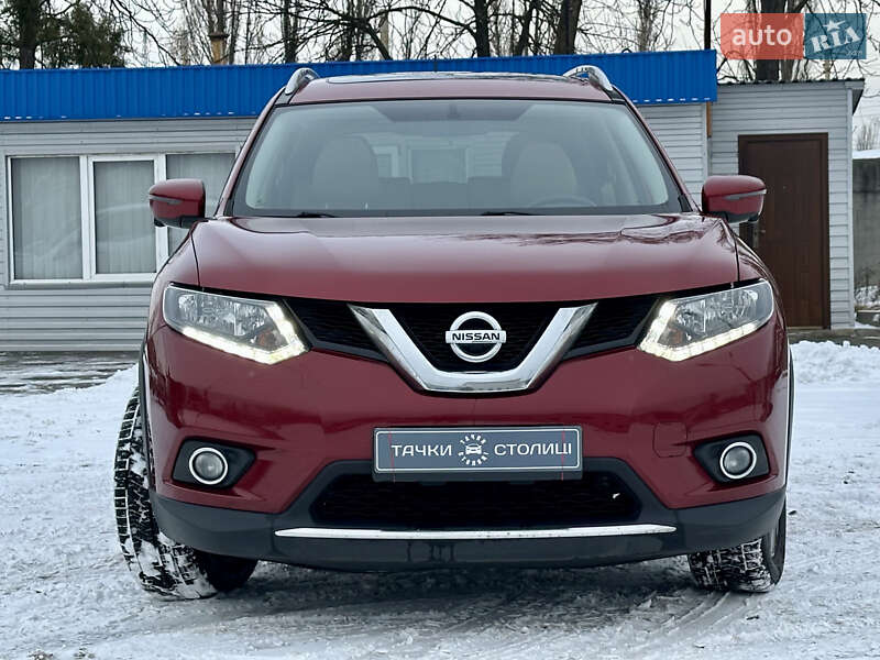 Позашляховик / Кросовер Nissan Rogue 2016 в Києві