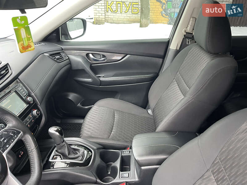 Позашляховик / Кросовер Nissan Rogue 2019 в Запоріжжі
