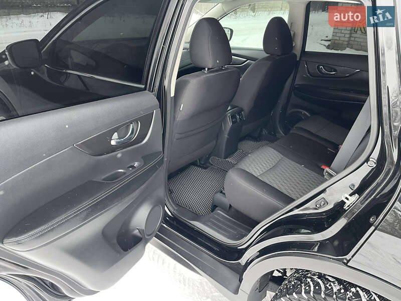 Позашляховик / Кросовер Nissan Rogue 2019 в Запоріжжі