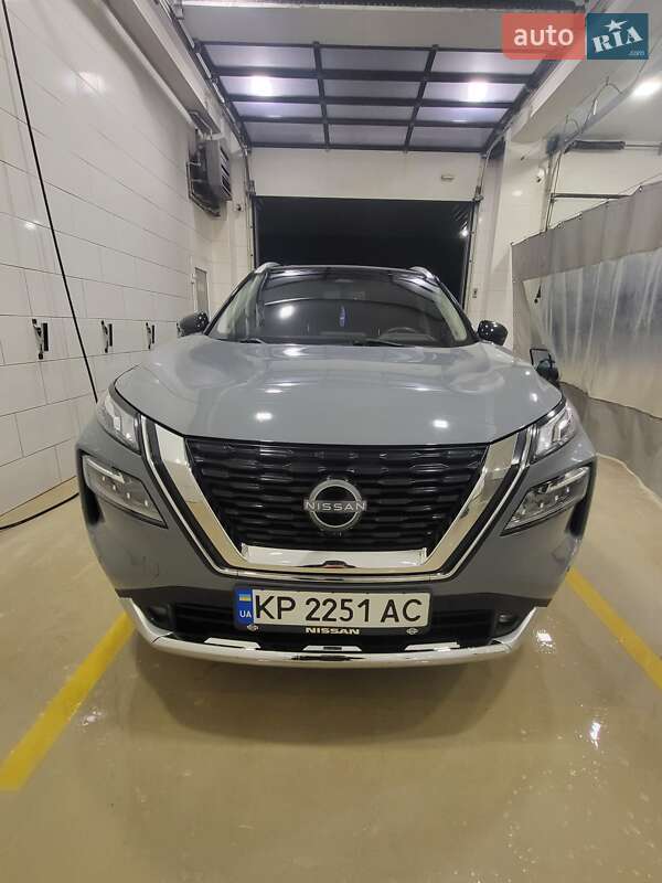 Внедорожник / Кроссовер Nissan Rogue 2022 в Запорожье