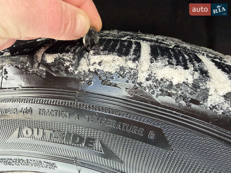 Внедорожник / Кроссовер Nissan Rogue 2016 в Ровно