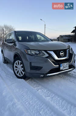 Позашляховик / Кросовер Nissan Rogue 2017 в Тернополі