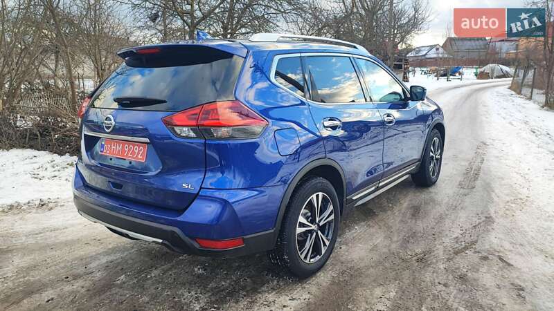 Внедорожник / Кроссовер Nissan Rogue 2018 в Дубно