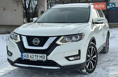 Внедорожник / Кроссовер Nissan Rogue 2018 в Виннице