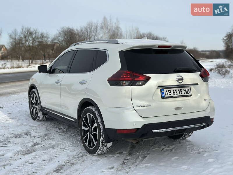 Внедорожник / Кроссовер Nissan Rogue 2018 в Виннице