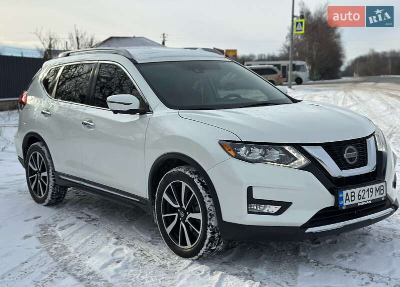 Внедорожник / Кроссовер Nissan Rogue 2018 в Виннице
