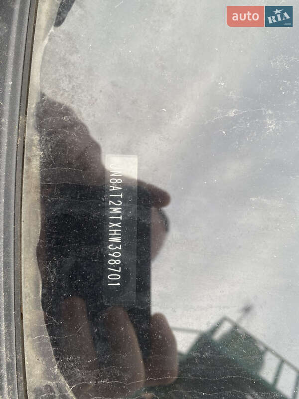 Внедорожник / Кроссовер Nissan Rogue 2017 в Львове