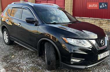 Позашляховик / Кросовер Nissan Rogue 2016 в Полтаві