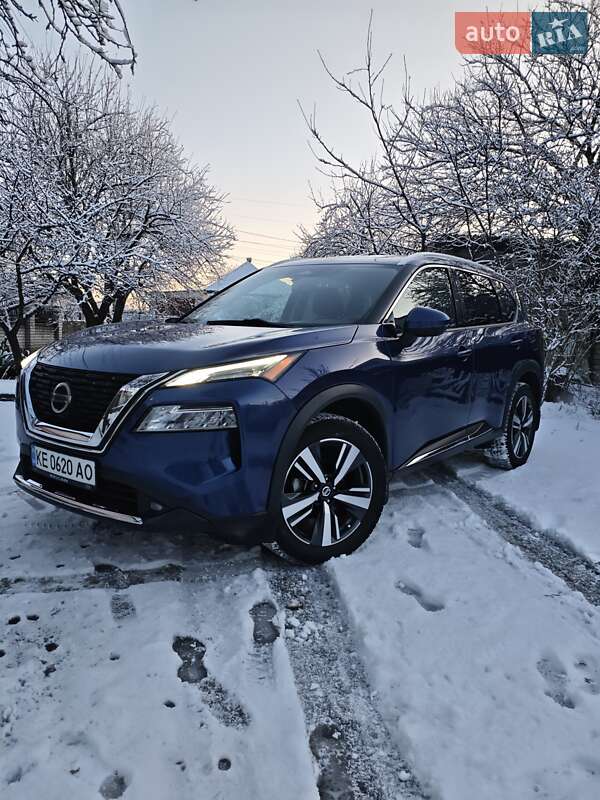 Позашляховик / Кросовер Nissan Rogue 2021 в Дніпрі