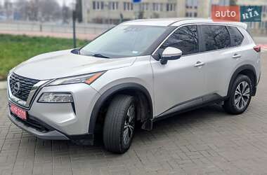Внедорожник / Кроссовер Nissan Rogue 2022 в Киеве