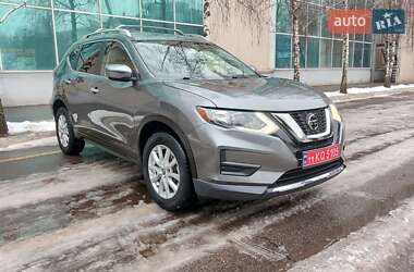 Позашляховик / Кросовер Nissan Rogue 2019 в Полтаві