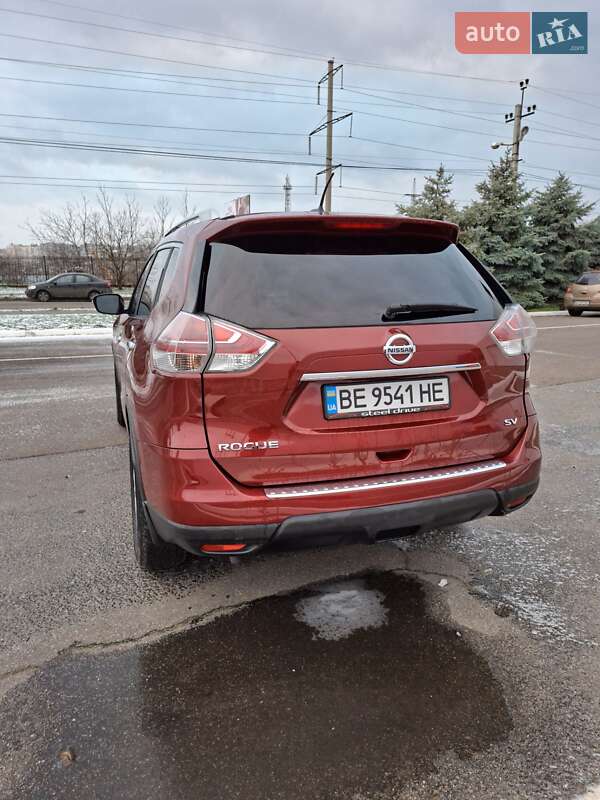 Внедорожник / Кроссовер Nissan Rogue 2016 в Николаеве