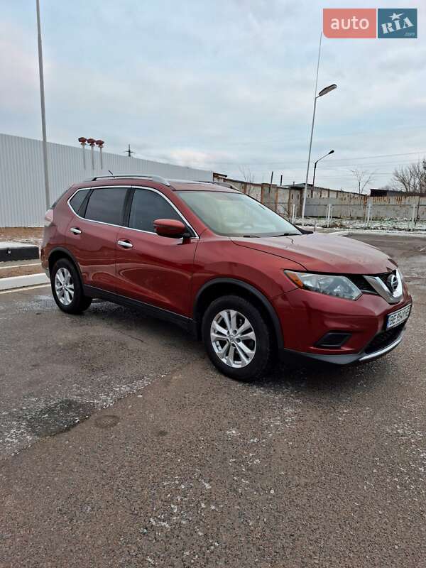 Внедорожник / Кроссовер Nissan Rogue 2016 в Николаеве