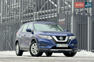 Позашляховик / Кросовер Nissan Rogue 2017 в Києві