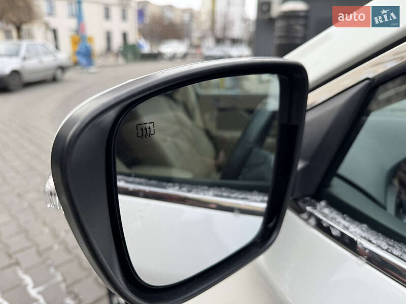 Внедорожник / Кроссовер Nissan Rogue 2019 в Одессе