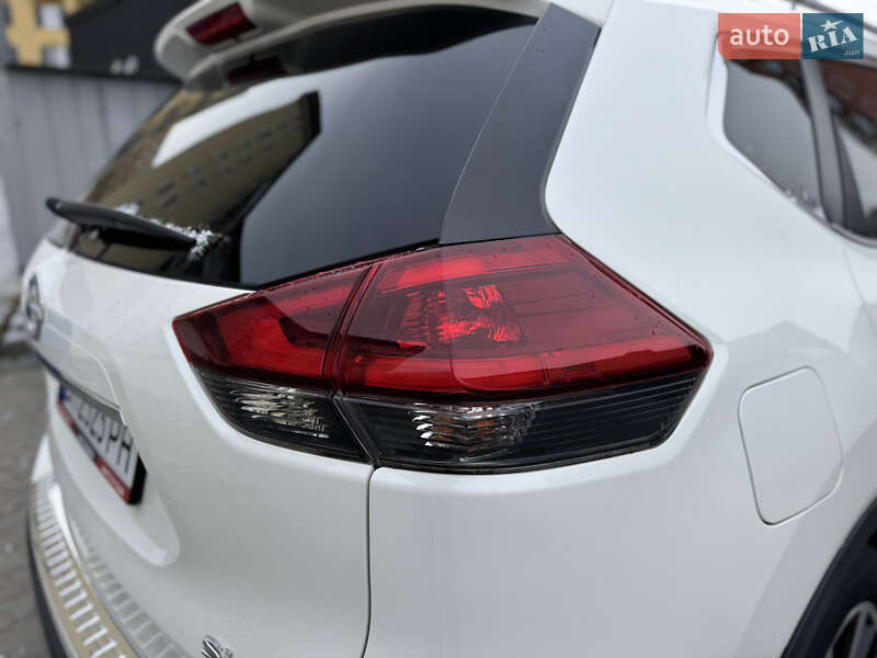 Внедорожник / Кроссовер Nissan Rogue 2019 в Одессе