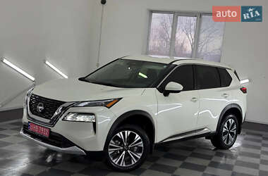 Внедорожник / Кроссовер Nissan Rogue 2023 в Львове