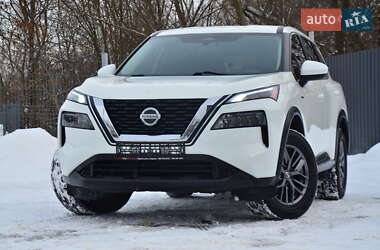 Позашляховик / Кросовер Nissan Rogue 2021 в Дрогобичі