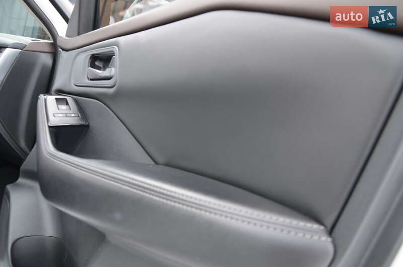 Внедорожник / Кроссовер Nissan Rogue 2020 в Дрогобыче фото 61 Внедорожник / Кроссовер Nissan Rogue 2020 в Дрогобыче