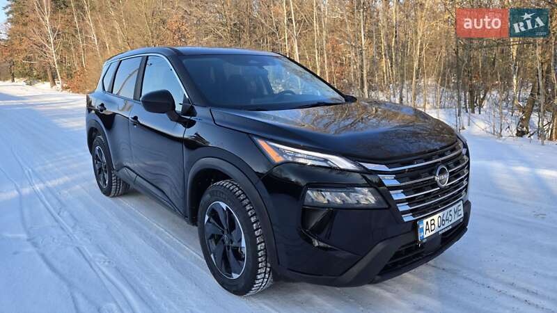 Внедорожник / Кроссовер Nissan Rogue 2024 в Виннице
