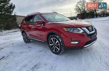 Позашляховик / Кросовер Nissan Rogue 2017 в Києві