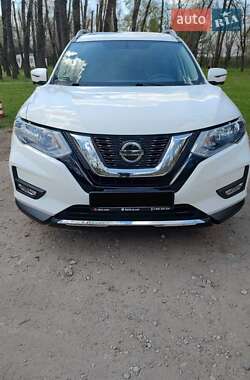 Внедорожник / Кроссовер Nissan Rogue 2018 в Запорожье