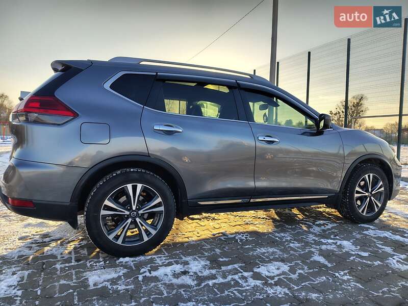 Позашляховик / Кросовер Nissan Rogue 2017 в Сумах фото 11 Позашляховик / Кросовер Nissan Rogue 2017 в Сумах