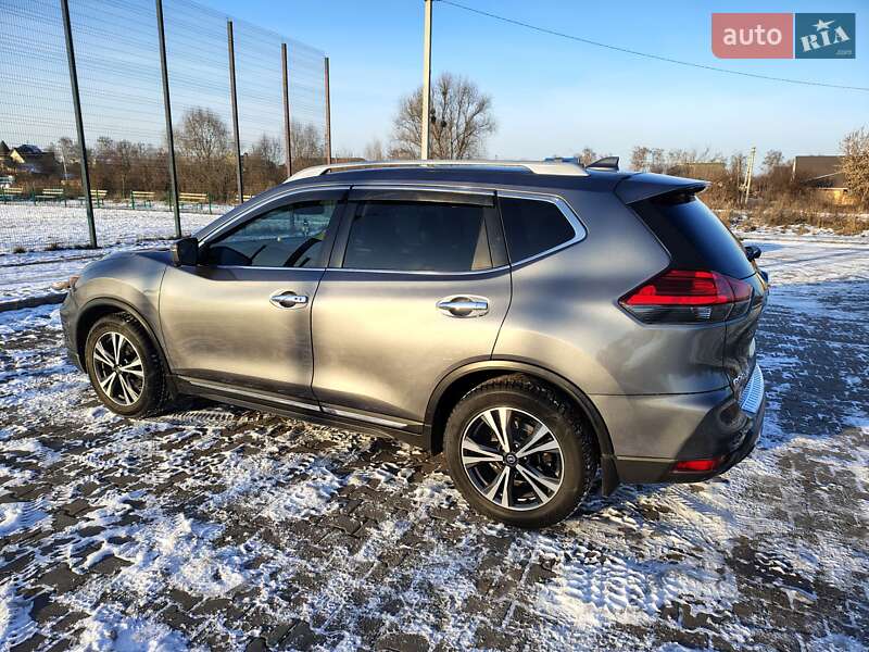 Позашляховик / Кросовер Nissan Rogue 2017 в Сумах фото 12 Позашляховик / Кросовер Nissan Rogue 2017 в Сумах