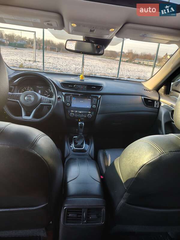 Позашляховик / Кросовер Nissan Rogue 2017 в Сумах фото 34 Позашляховик / Кросовер Nissan Rogue 2017 в Сумах