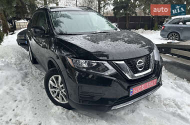 Позашляховик / Кросовер Nissan Rogue 2018 в Городку