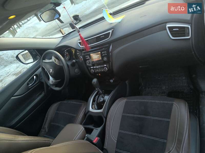 Внедорожник / Кроссовер Nissan Rogue 2013 в Богородчанах