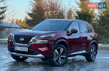 Внедорожник / Кроссовер Nissan Rogue 2023 в Дрогобыче
