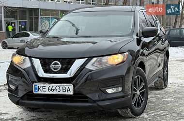 Позашляховик / Кросовер Nissan Rogue 2018 в Дніпрі