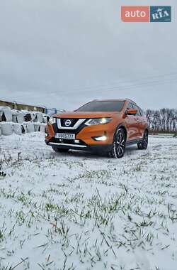 Внедорожник / Кроссовер Nissan Rogue 2018 в Сумах