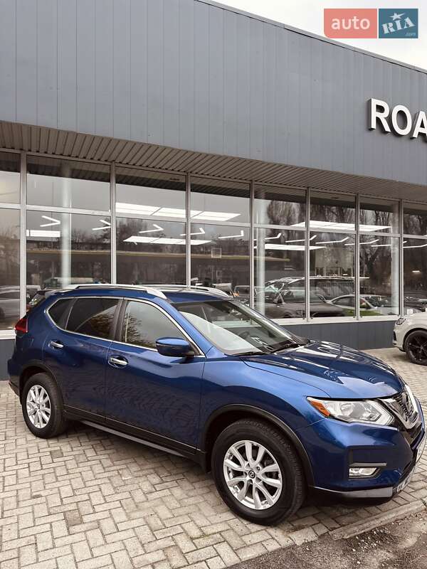 Внедорожник / Кроссовер Nissan Rogue 2019 в Днепре