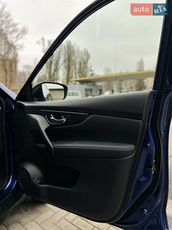 Внедорожник / Кроссовер Nissan Rogue 2019 в Днепре