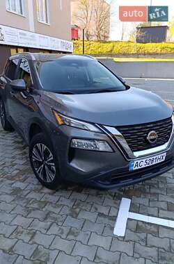 Внедорожник / Кроссовер Nissan Rogue 2023 в Луцке